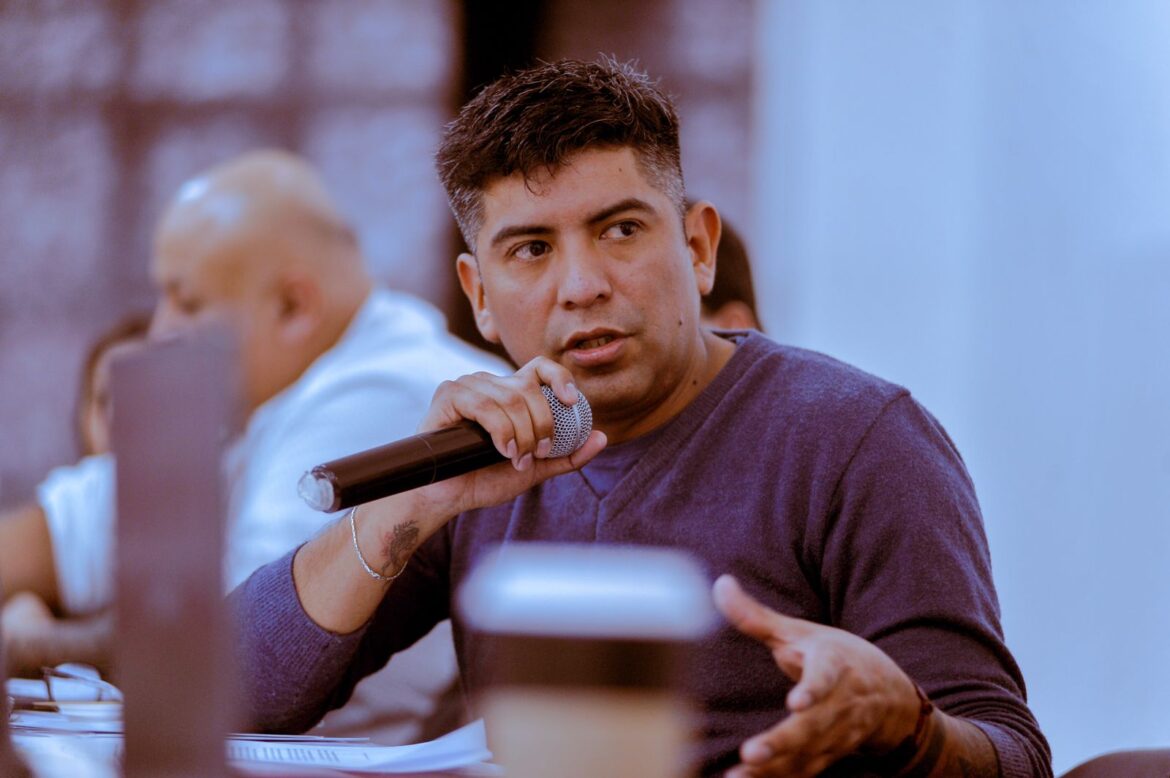  “Hay grandes estructuras que se basan más en el marketing que en proyectos políticos”