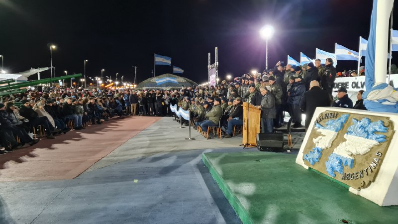 Concejales acompañaron a los ex combatientes de Malvinas en la Vigilia por el 2 de abril