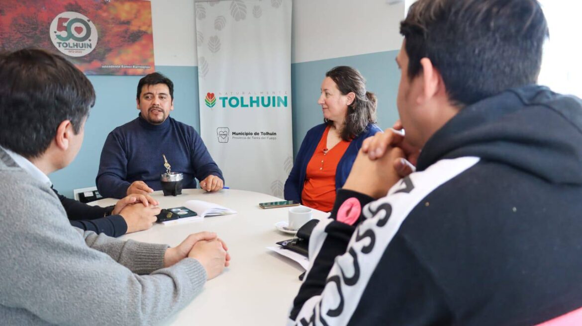 Tolhuin cumplirá con un acuerdo firmado hace tres décadas que da tranquilidad a más de 120 familias de la ciudad