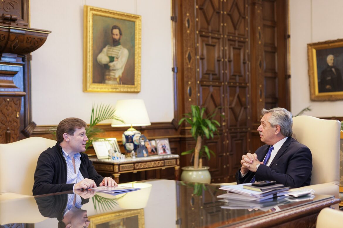 Alberto Fernández recibe a Gustavo Melella, el gobernador reelecto de Tierra del Fuego