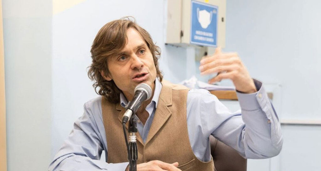 “La campaña electoral no puede ser la excusa para profundizar la angustia de la gente dando información económica de Tierra del Fuego que no es real”