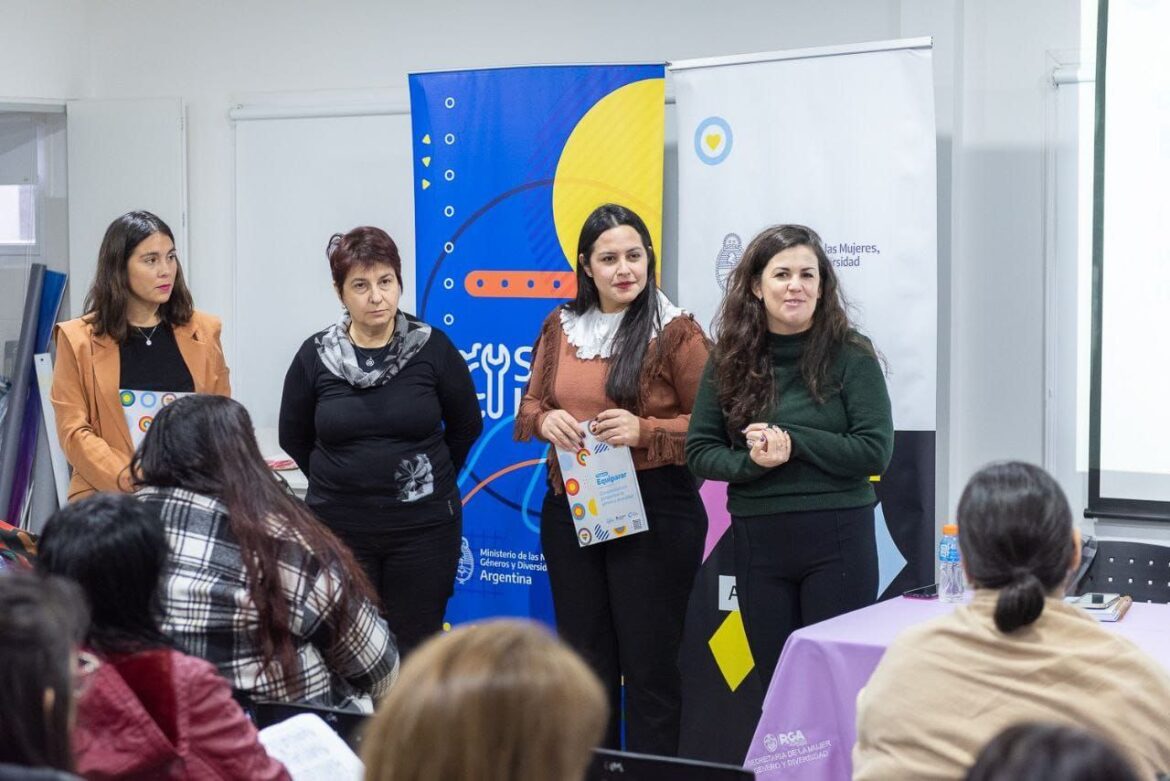Más de 500 mujeres se capacitaron en género y diversidad