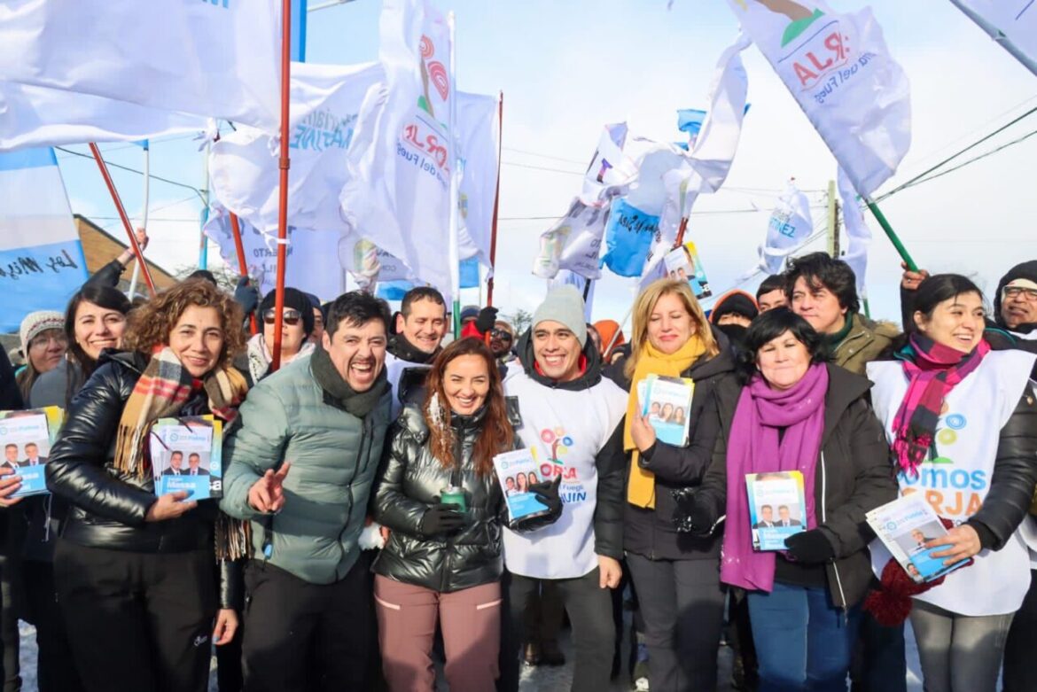 Freites y Harrington recorrieron barrios de Tolhuin
