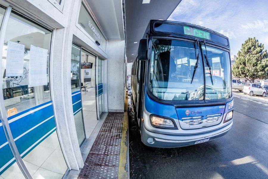 Von der Thusen convocó a City Bus ante reclamos de vecinos