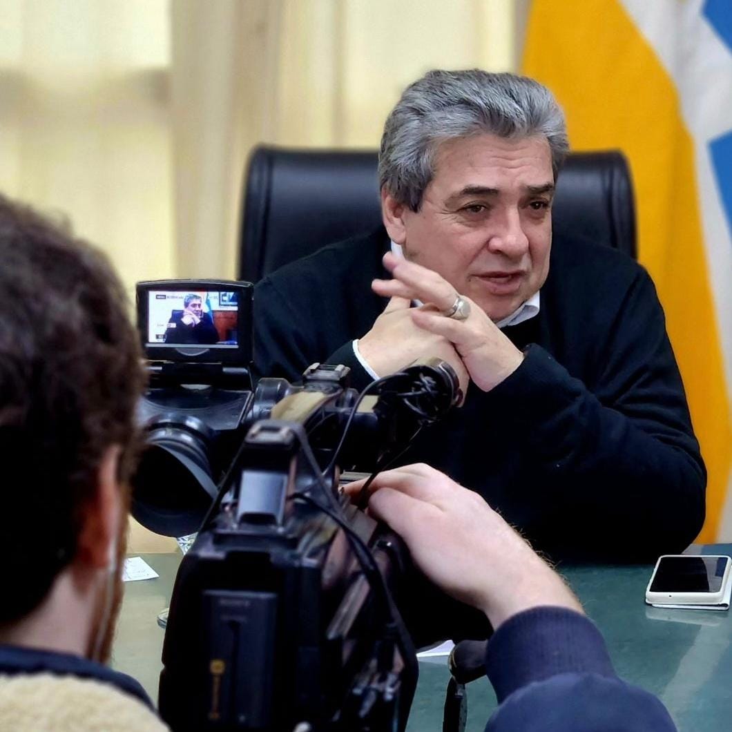 Becerra: “Tenemos la resposabilidad democrática de llegar a más hogares para revertir esta situación”