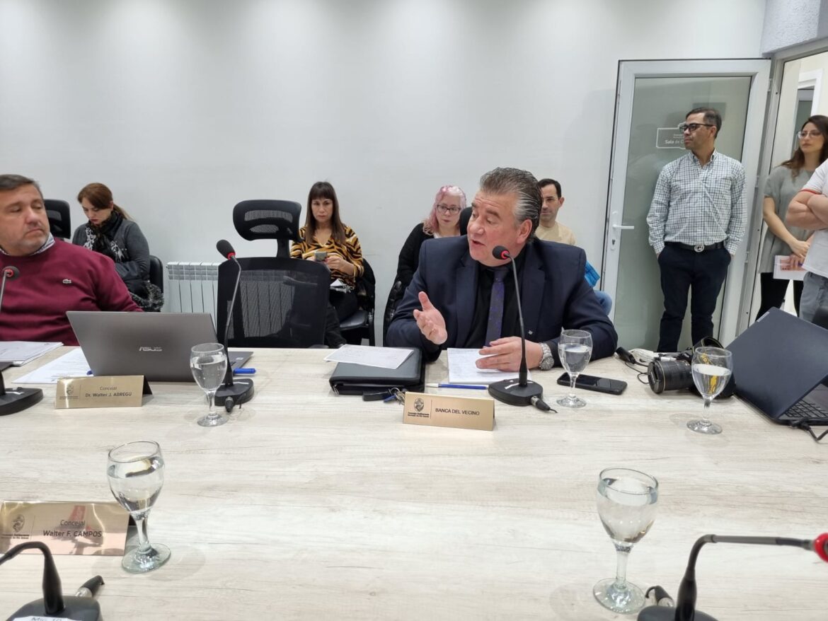 Vecinos de “La Rivera” solicitan que se ordene su situación para urbanizar la zona