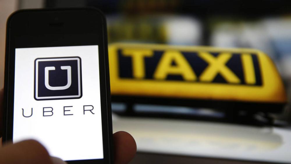 En rechazo a Uber, taxistas y remiseros paralizan el servicio por cuatro horas en Río Grande