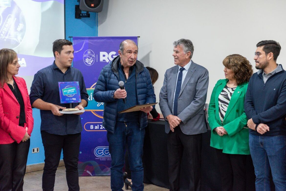 Concluyó una nueva edición del ‘Río Grande se prende’ y brindaron reconocimientos a comerciantes