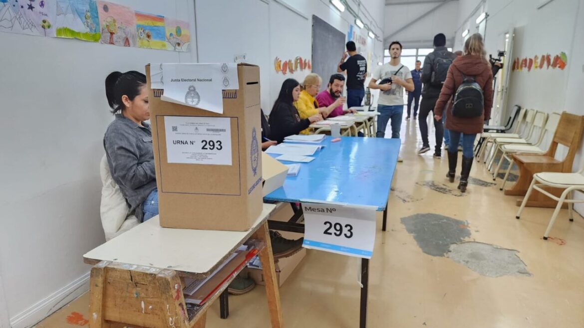 Quejas por falta de boletas de algunos partidos en Tierra del Fuego