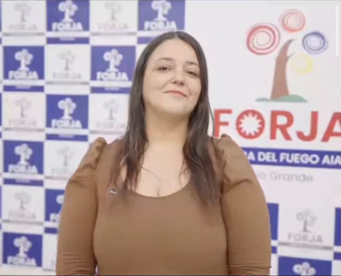 Lucía Rossi destacó la convocatoria a artistas fueguinos para la editora cultural