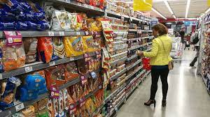 Inflación: tras el dato de septiembre, estiman que continuaría en dos dígitos en octubre