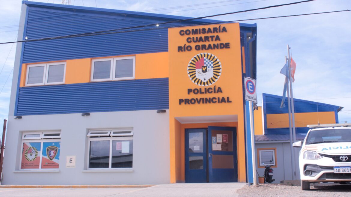 Secuestran armas de aire comprimido y plantas de cannabis en la Margen Sur