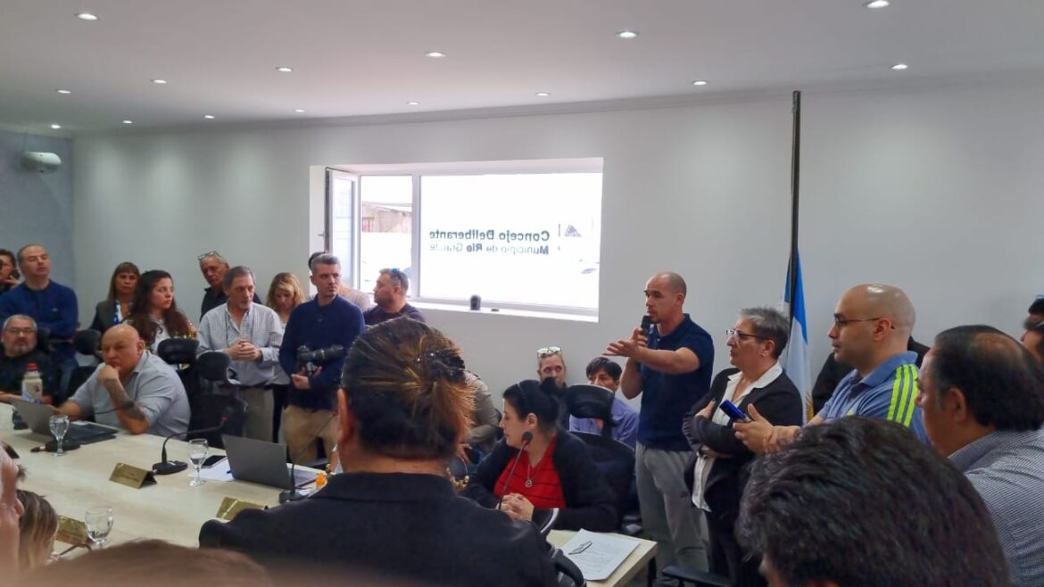 “El grupo de UBER estamos dispuestos a acatar lo que diga el Concejo Deliberante cuando se vote”