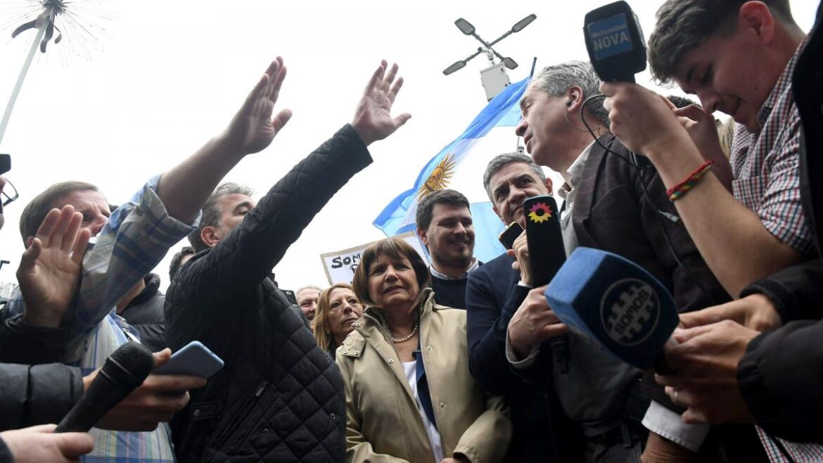 Bullrich prometió medidas concretas para «acabar» con los piquetes