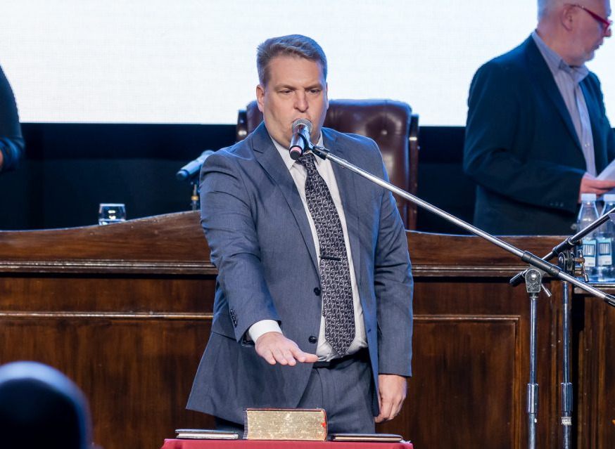 “Trabajamos para garantizar el desarrollo de Tierra del Fuego”