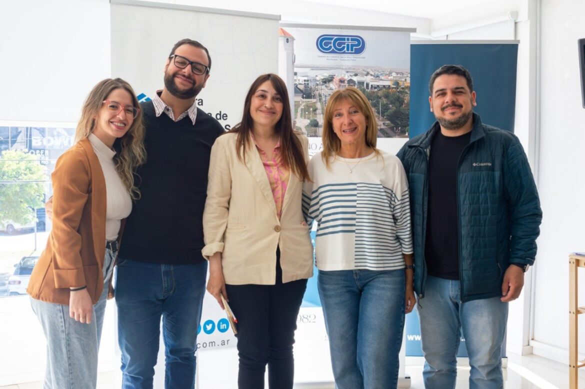 Gobierno y la Cámara de Comercio trabajarán de manera conjunta par la formación de jóvenes