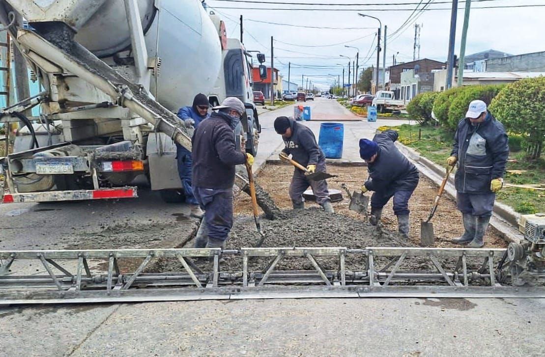 Continúan las obras viales en distintos tipos de la ciudad