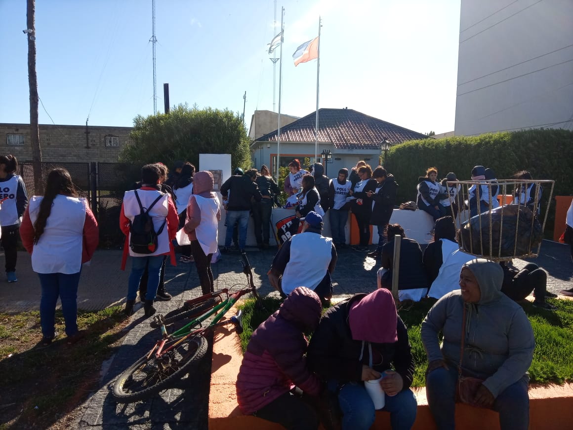 Polo Obrero se manifestó en Río Grande por falta de alimentos en comedores