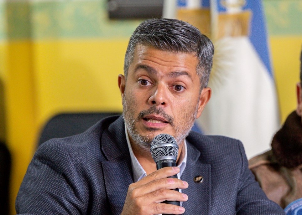 Cameron en Malvinas: “Lo más peligroso es el silencio de la Cancillería”