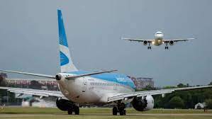 Los gremios aeronáuticos confirmaron el paro de mañana: afectará a todos los aeropuertos del país