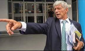 El Gobierno prepara DNU que obliga a los abogados a reportar las operaciones sospechosas de sus clientes