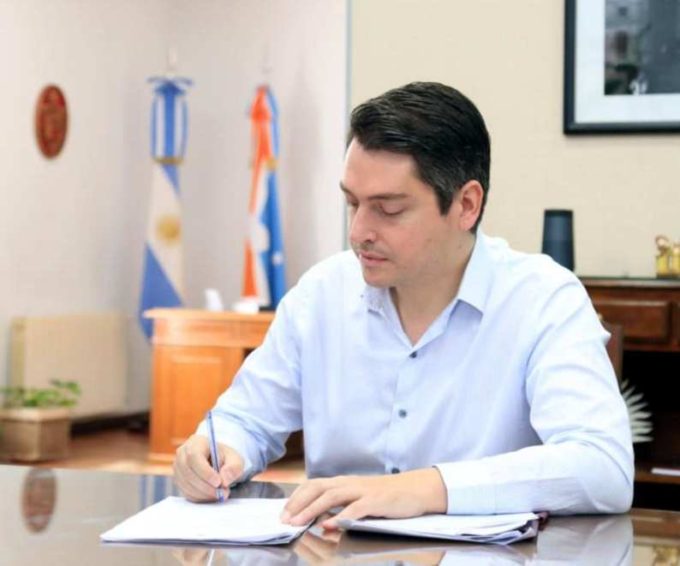 El Intendente Martín Perez repudió la presencia del canciller británico en Malvinas