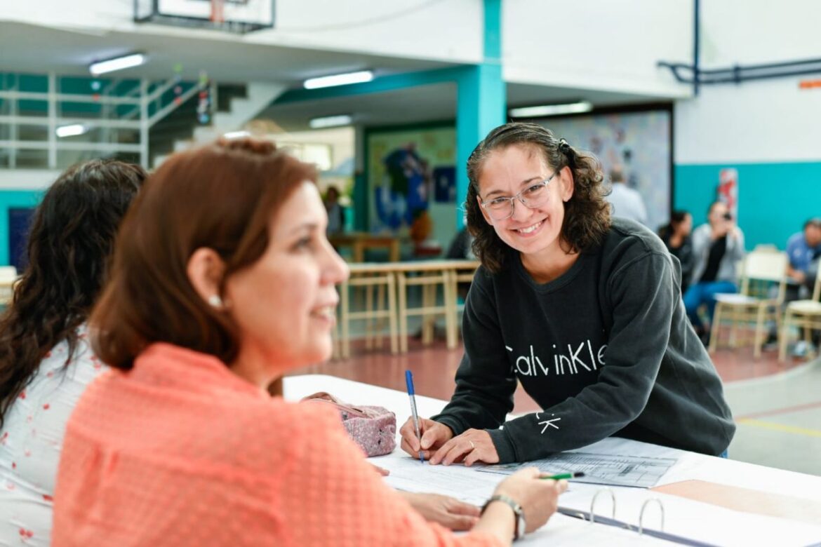 Más de 140 docentes accedieron a la titularidad de sus cargos en el inicio del ciclo lectivo