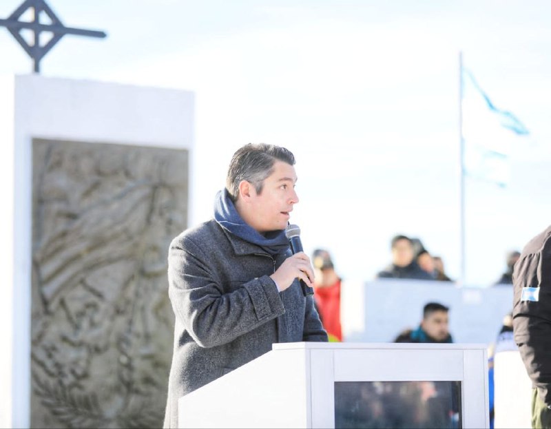 «Vamos a seguir trabajando por una provincia grande y bicontinental»
