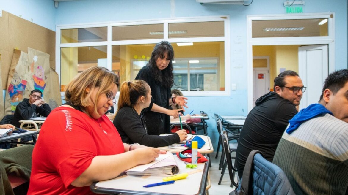 Apertura a las inscripciones para el Bachillerato Popular y CENS