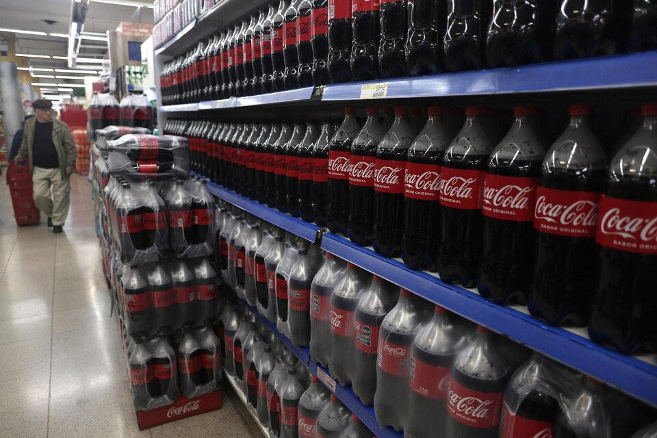 La Coca Cola se pudre en las góndolas