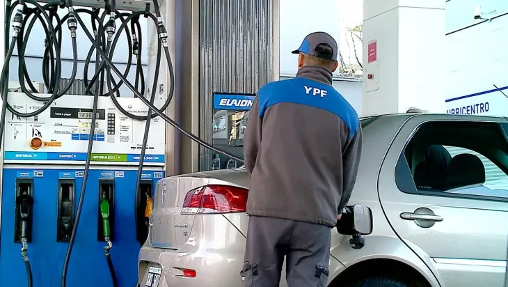 Aumento de combustibles: La nafta super cuesta $930