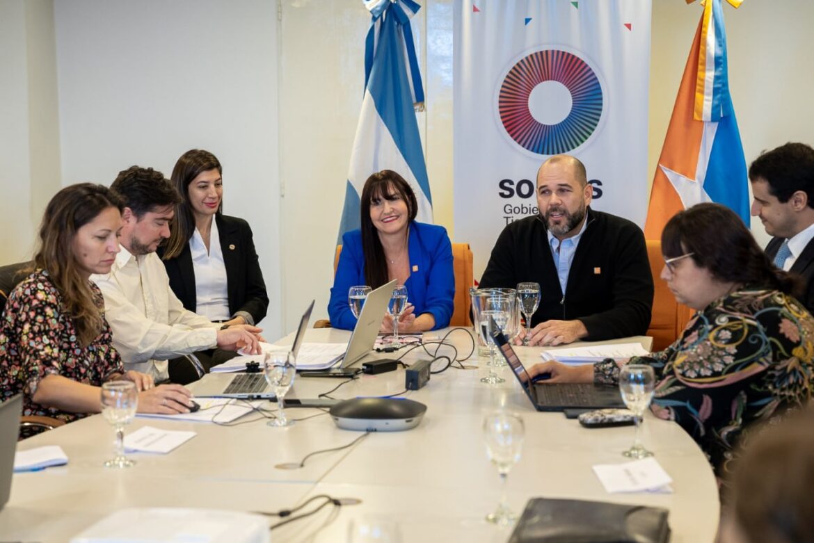 «El régimen industrial fueguino es una construcción de muchos años que seguiremos defendiendo y potenciando»