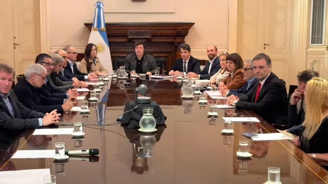 Ataque de Irán a Israel: Javier Milei regresó de EEUU y encabeza reunión de Gabinete en Casa Rosada
