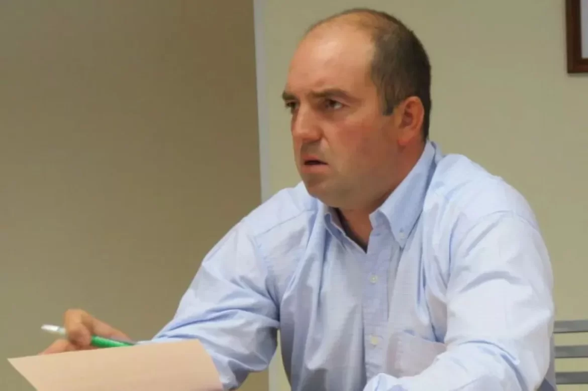 Gliubich: «El radicalismo se cansó de ser furgón de cola»