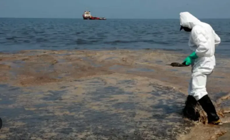Tierra del Fuego: la CONAE detectó un posible derrame de petróleo