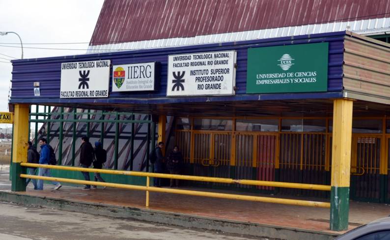 UTN: Peligran talleres, becas e investigaciones