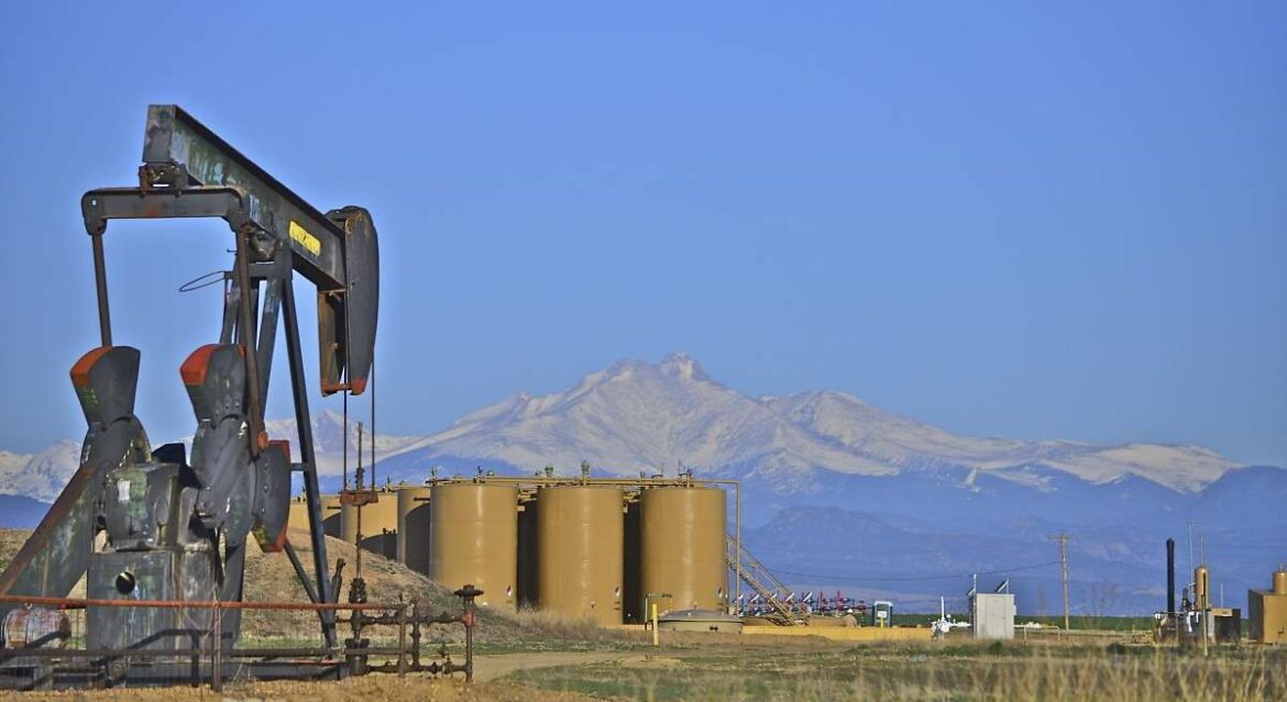 El fracking no puede hacer más: los pozos de petróleo se secan y no hay reemplazo a la vista