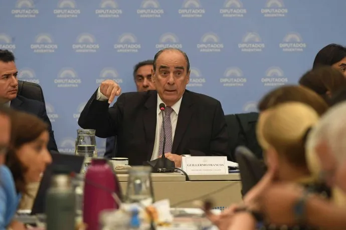 Gobierno le quita importancia al paro general de la CGT: «No tiene pies ni cabeza»