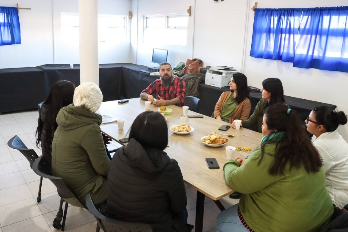 Funcionarios del Municipio de Tolhuin mantuvieron un encuentro con la Cooperativa «Conquistando Futuro»