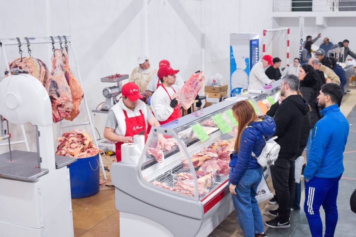 «Tu Mercado TDF’ con gran participación de comercios y emprendedores»