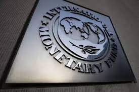 El FMI aprobó el desembolso de U$S800 millones, pero pidió mejorar la calidad del ajuste fiscal