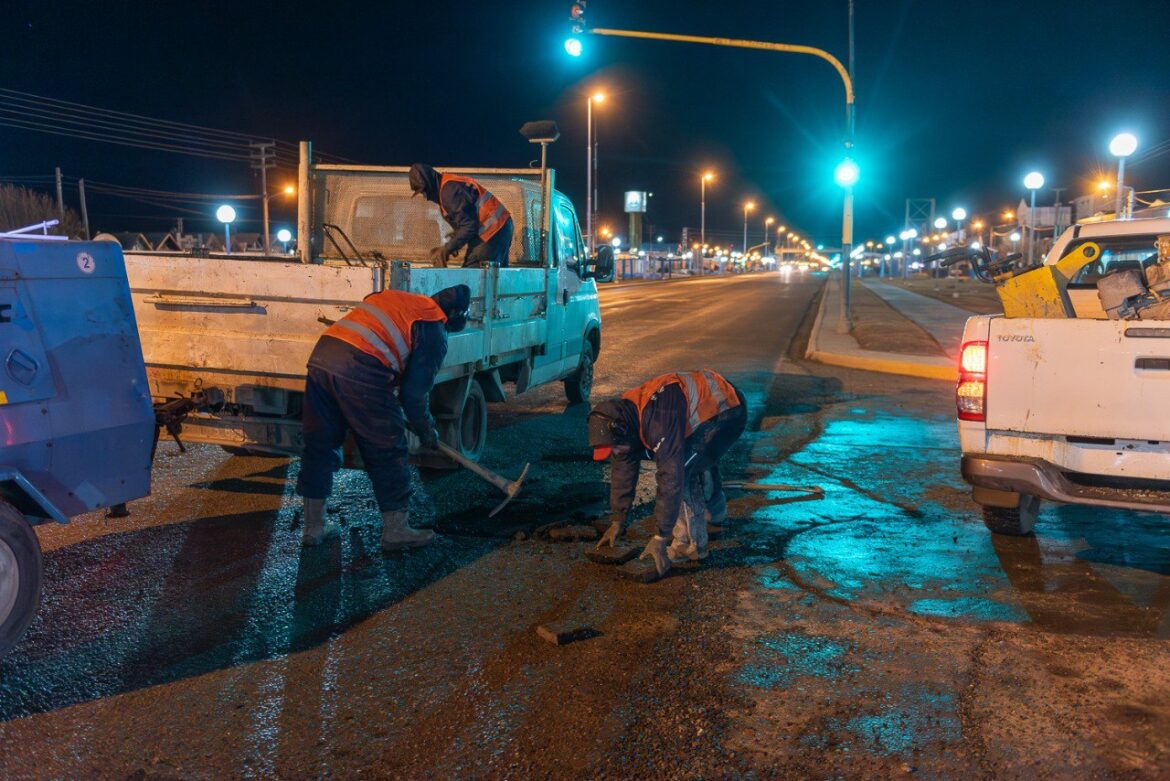 Con trabajos nocturnos, el municipio avanza con el plan de remediación vial