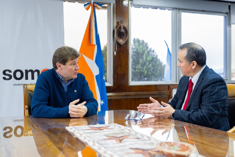 El Gobernador Melella recibió al cónsul de Chile en Ushuaia, Rodrigo Toledo