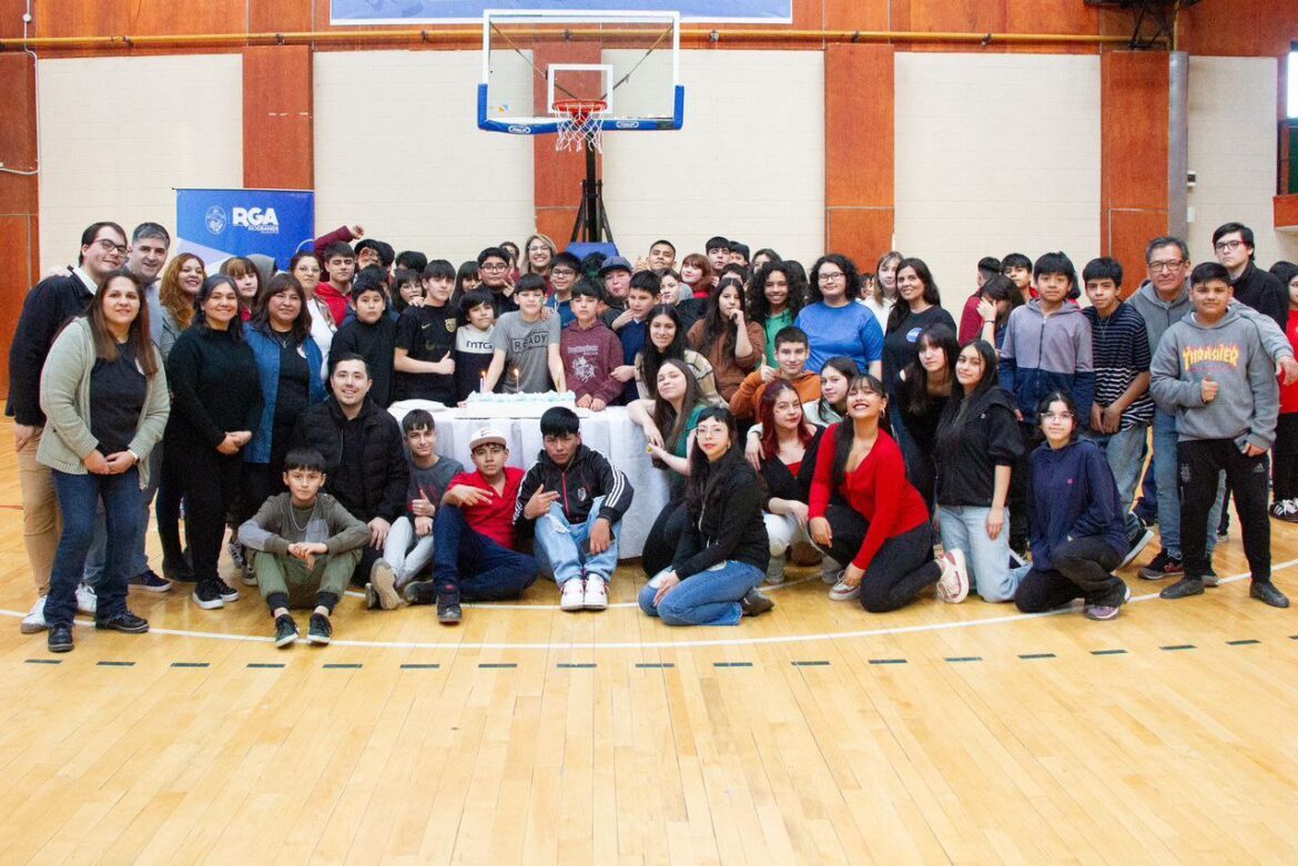 EL COLEGIO HASPEN CELEBRÓ SUS 29 AÑOS JUNTO AL ESPACIO JOVEN DEL Bº AGP