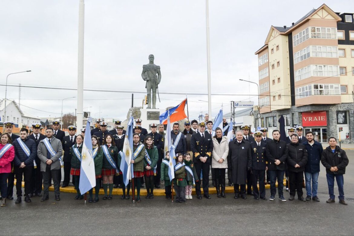 El municipio acompañó el acto por el 174° aniversario del paso a la inmortalidad del Gral. José de San Martín