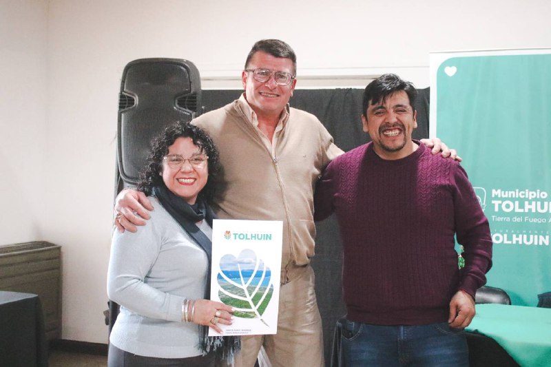 Tolhuin llevó adelante una nueva entrega de decretos de adjudicación en venta