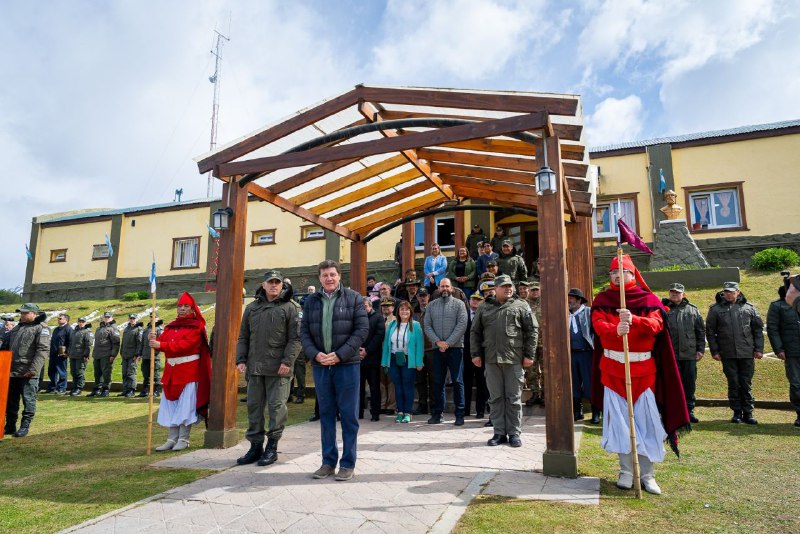 El gobernador Melella acompañó a gendarmería en el 11° aniversario de la Agrupación XIX Tierra Del Fuego
