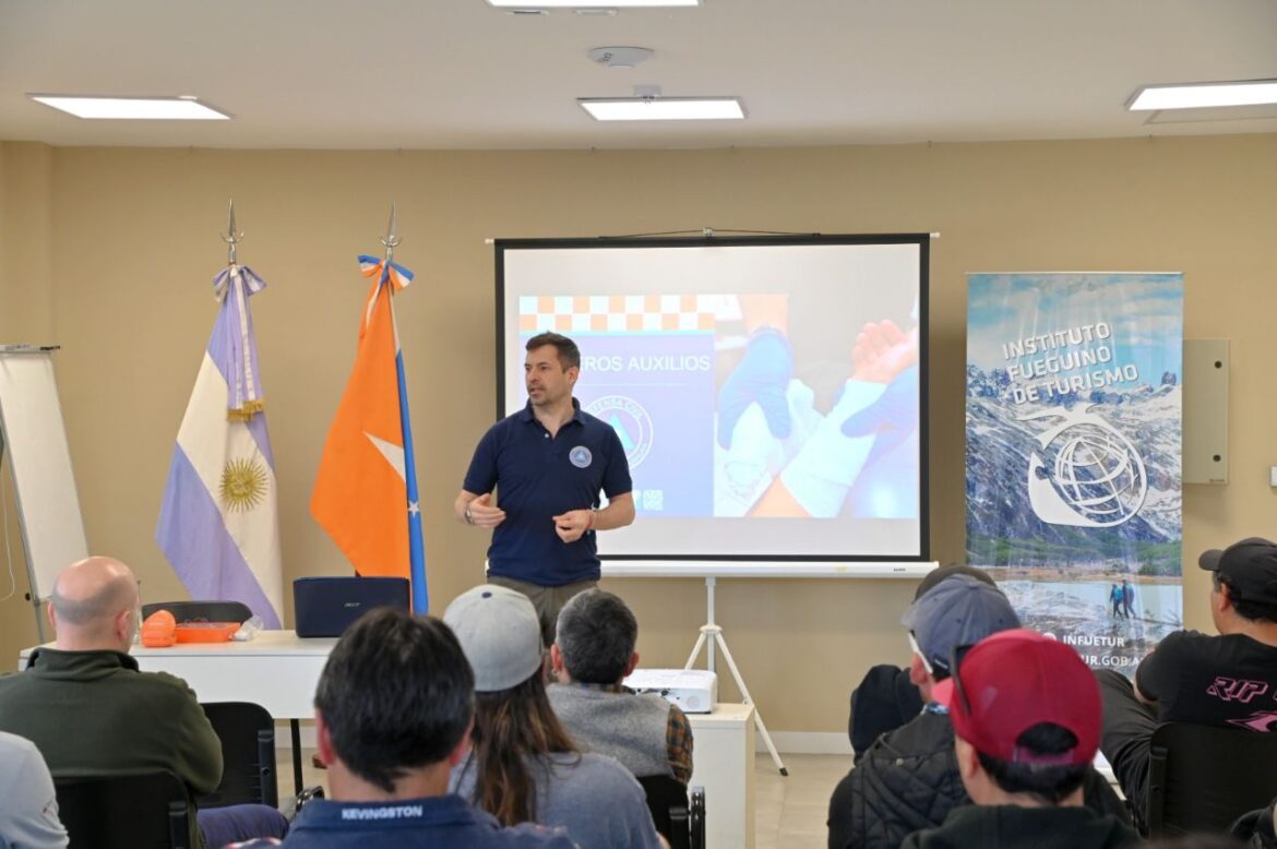 El INFUETUR brindó una capacitación a operadores de turismo aventura