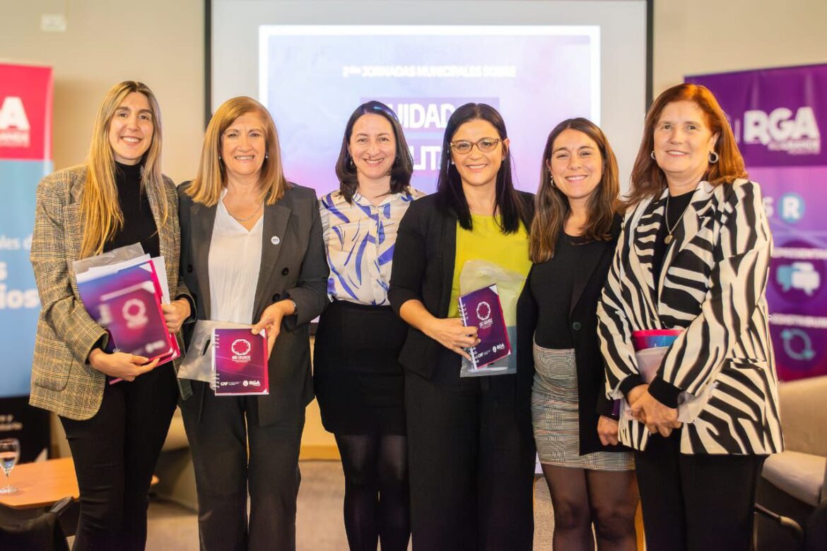 Disertantes nacionales e internacionales participaron de las 2das jornadas municiplaes sobre cuidados igualitarios