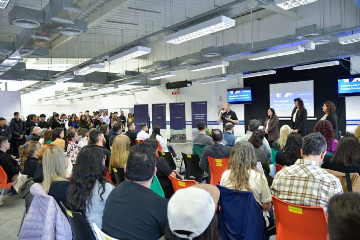 Tecnogrande: Se Desarrolla El 1° Encuentro De Colegios Técnico De Río Grande